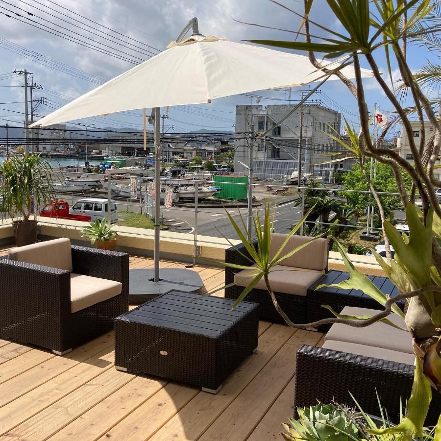 奄美ゲストハウス Hub A Nice Inn Setouchi  ภายนอก รูปภาพ