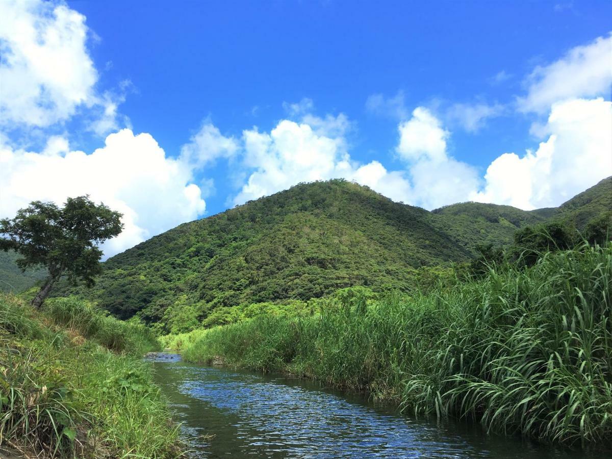 奄美ゲストハウス Hub A Nice Inn Setouchi  ภายนอก รูปภาพ