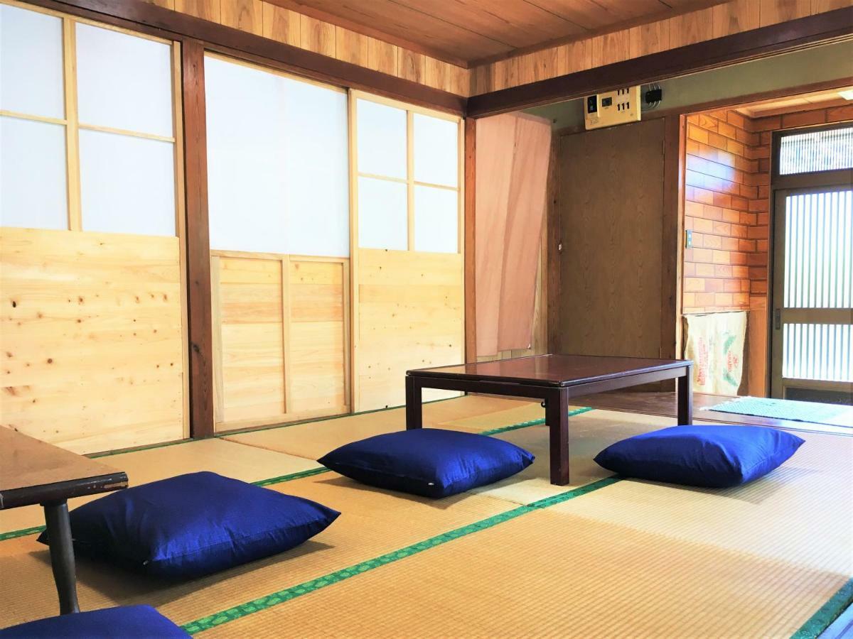 奄美ゲストハウス Hub A Nice Inn Setouchi  ภายนอก รูปภาพ