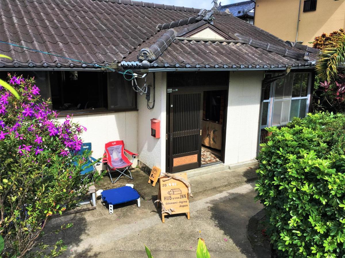 奄美ゲストハウス Hub A Nice Inn Setouchi  ภายนอก รูปภาพ